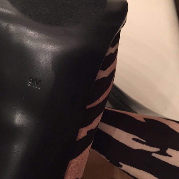 FLASH SALE New Guess Size 9M animal print Shoes 👠 - Picture 5 of 6